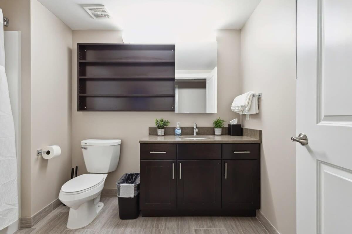 2br Downtown Luxury Getaway * Detroit